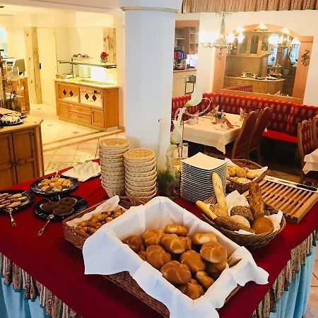 Hotel Jaegerhof ゲルロス エクステリア 写真