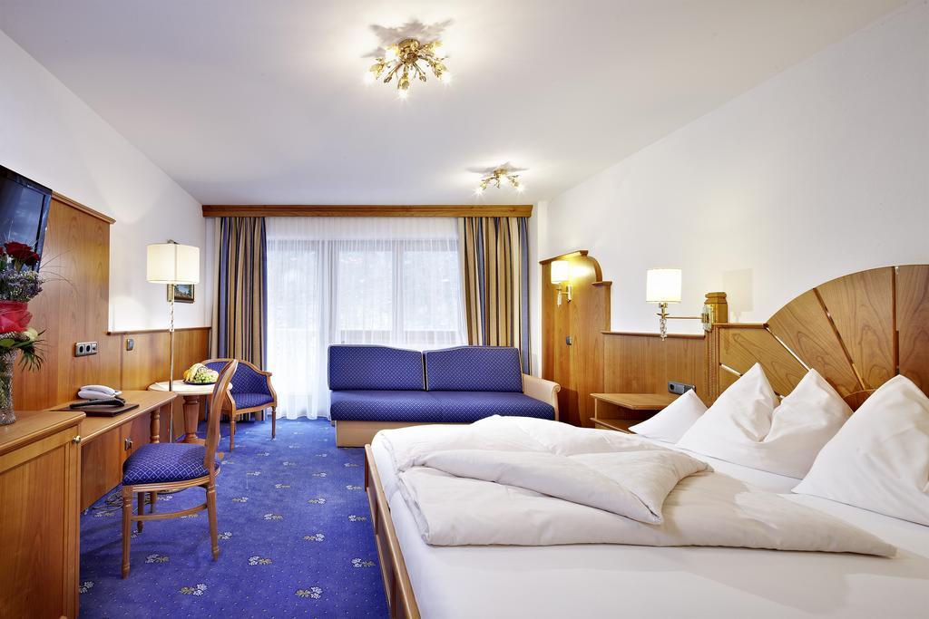 Hotel Jaegerhof ゲルロス 部屋 写真